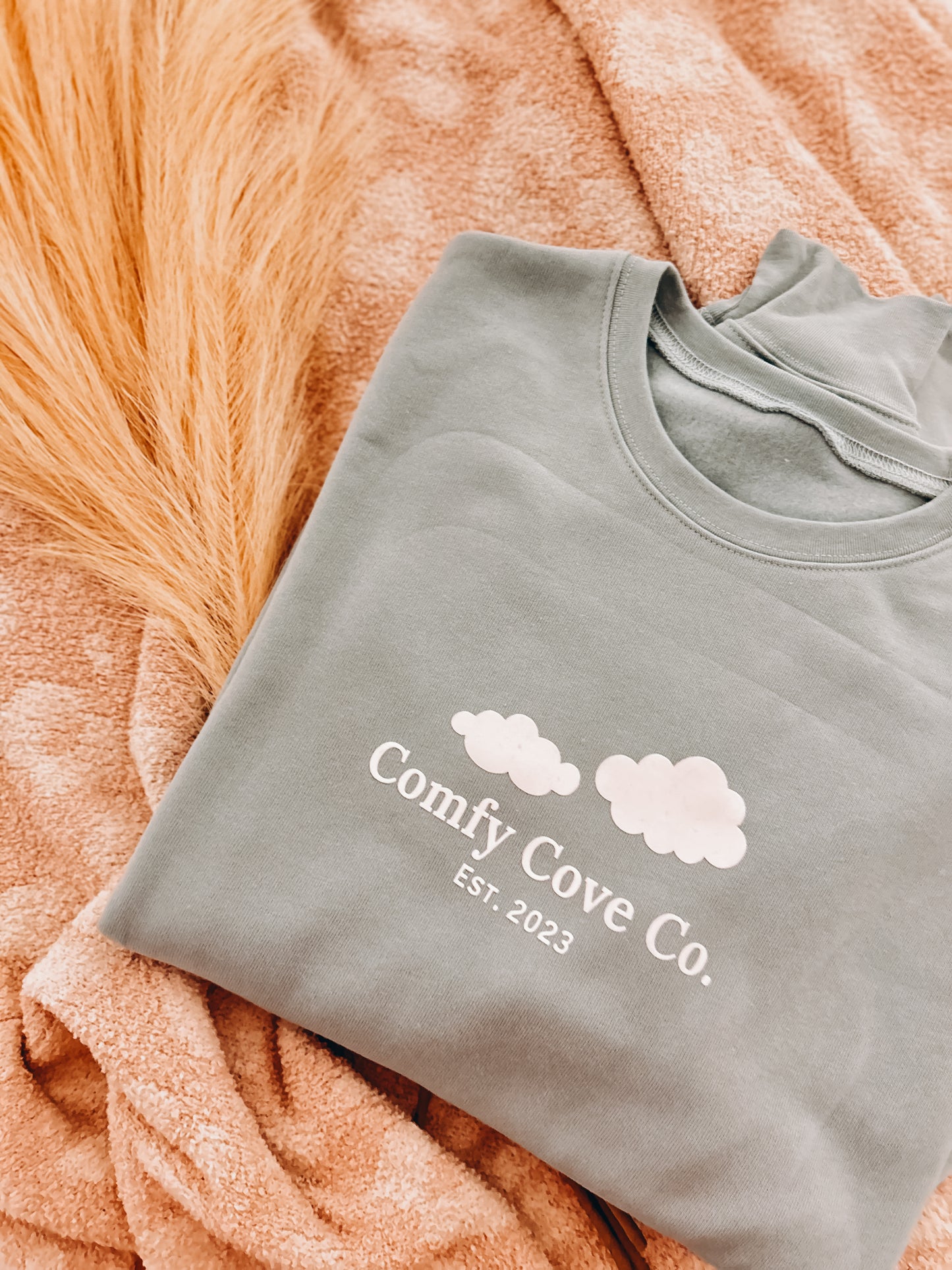 Comfy Cove Co. Crewneck